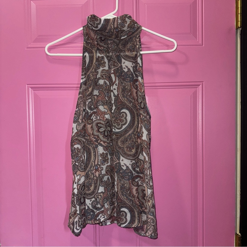 Elan Pink and Blue Paisley Sleeveless Blouse